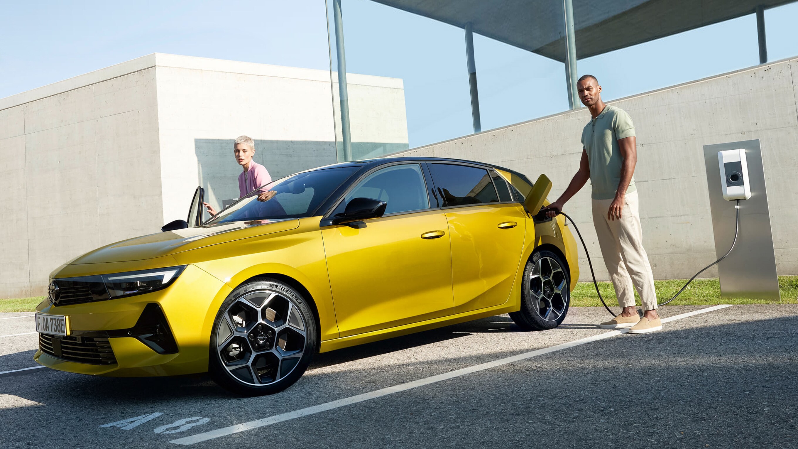 Opel hybrid plug in discount